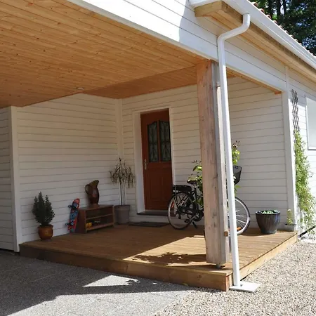 Proche Lac Avec Jardin 290193 别墅 *
